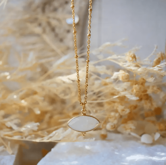 COLLIER MAHAKALI PIERRE DE LUNE