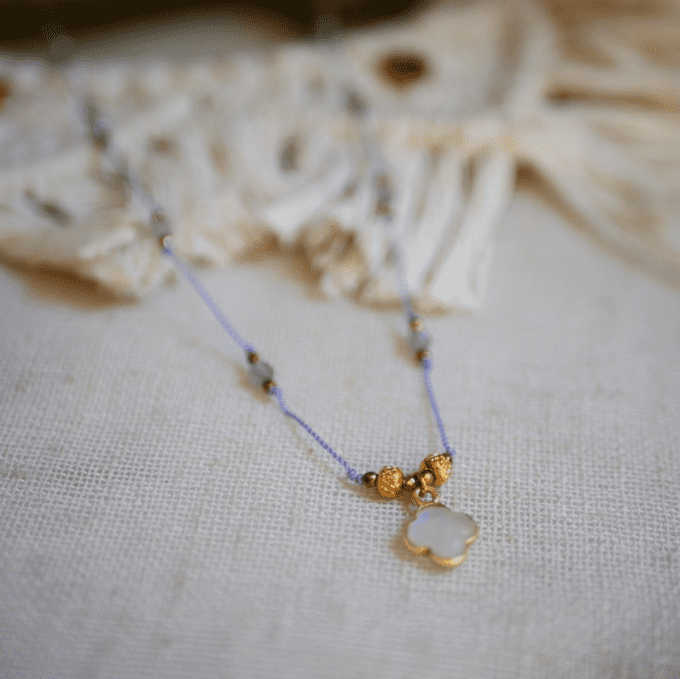 COLLIER UBIKA TREFLE PIERRE DE LUNE
