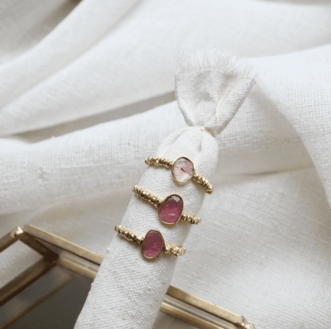 BAGUE AJUSTABLE EN TOURMALINE ROSE SOUMYA
